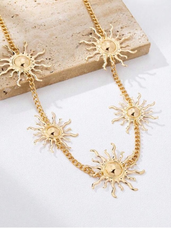 Gold Celestial Sun Chain Waist
Belt main image 4